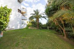 UNBEATABLE OPPORTUNITY! Very spacious Duplex in Torremuelle with direct access to the Sea.