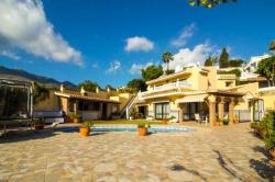 Beautiful Villa in Torremuelle